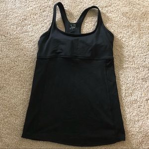 LAST CALL🌺 Fitted black Champion workout tank w/ bra